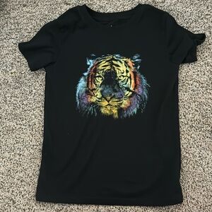 Boys lion tee